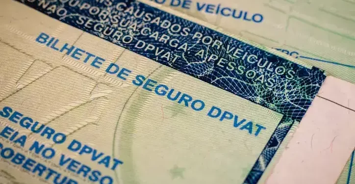 Câmara revoga novo seguro DPVAT e limita bloqueio de emendas