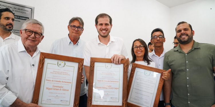 Pedro Campos acompanha inauguração do prédio Eduardo Campos, sede da UFPE em Sertânia