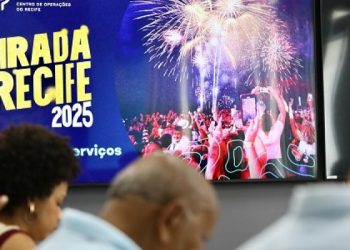 Réveillon do Recife terá praça de alimentação, ônibus expresso, transporte para show de Roberto Carlos