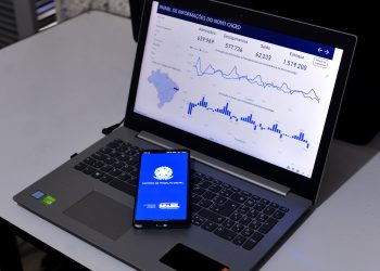 Com 62,2 mil novos postos de trabalho, Pernambuco fecha 2024 como segundo maior gerador de empregos do Nordeste