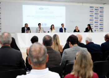 Mychel Paes Barreto destaca o compromisso com a administração pública e privada na posse do CRA-PE