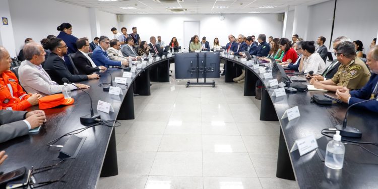 Governadora Raquel Lyra assina ordem de serviço para construção do Complexo de Polícia Científica de Caruaru e acordo de cooperação técnica com a PRF