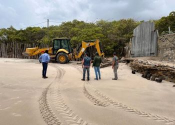 CPRH irá demolir o Muro do Pontal de Maracaípe novamente