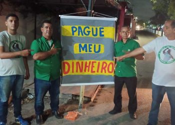 Rodoviários fazem greve e nove garagens do Grande Recife amanheceram paralisadas