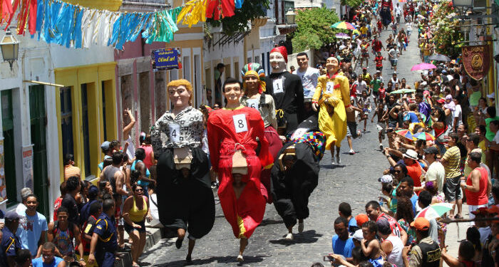 Corrida dos Bonecos Gigantes de Olinda acontece dia 22 de fevereiro