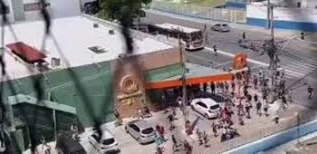 Brigas são registradas durante Virgens do Bairro Novo