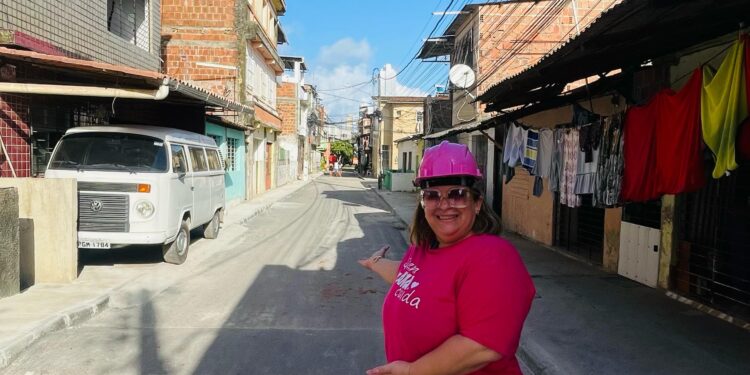 Jeane Candido visita obras de sua indicação realizadas pela prefeitura de Jaboatão