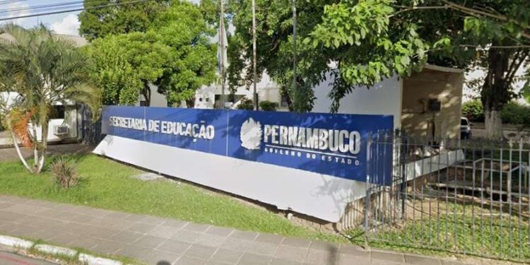 Secretaria de Educação de PE abre seleção com 338 vagas para educação especial