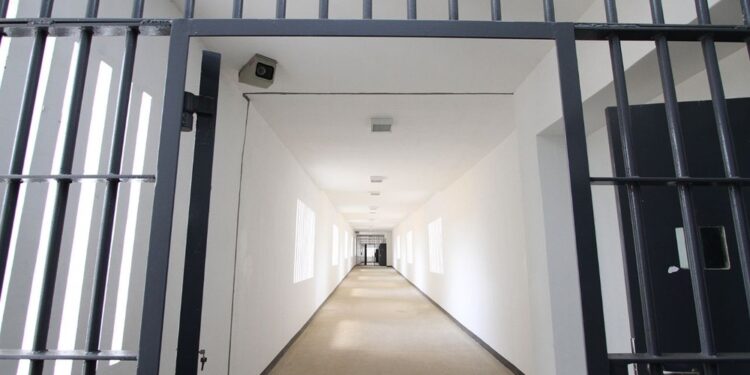 MPF aponta problemas em 11 unidades prisionais de Pernambuco