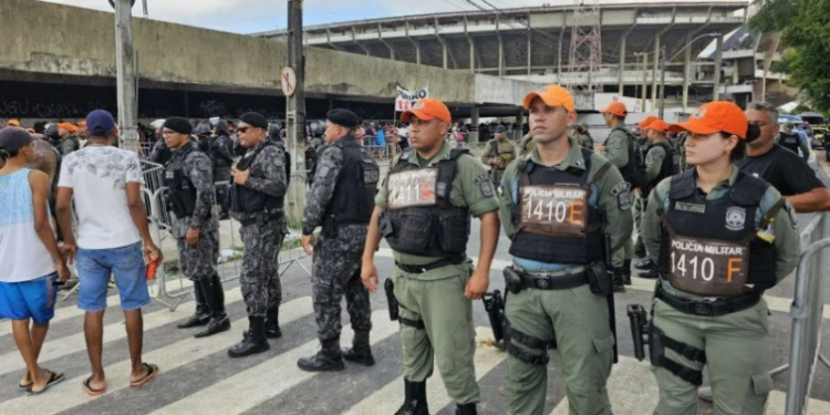 Quatro pessoas foram presas no clássico do sábado