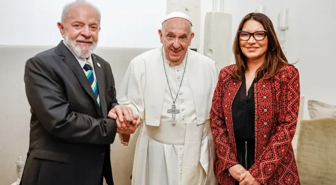 Planalto confirma ida de Lula ao funeral do Papa Francisco