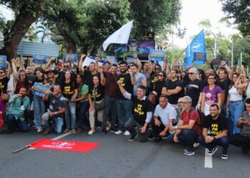 Servidores do TJPE aprovam estado de greve e alertam: “Se não negociar, o TJ vai parar”