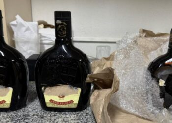 Homem é preso no Aeroporto do Recife com 2,4 quilos de cocaína