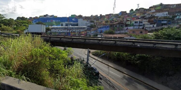 Remoção de passarela no Ibura provoca mudanças nas linhas de ônibus