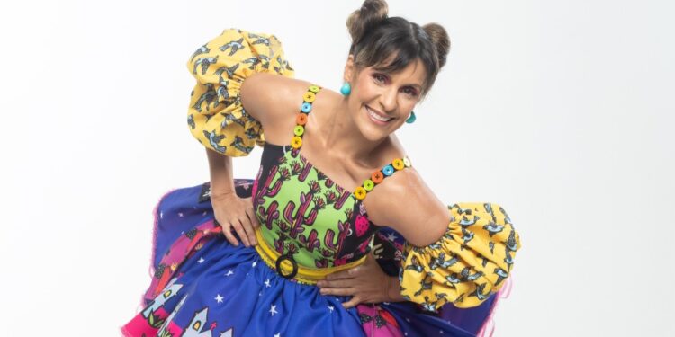 Caixa Cultural Recife apresenta Cantos e contos nordestinos com Carol Levy