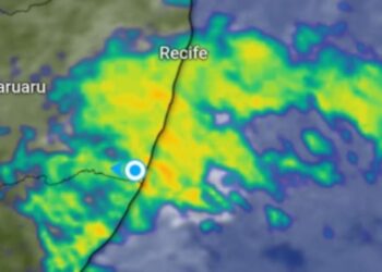 Rio transborda em Ipojuca, na Região Metropolitana do Recife, informa a Apac