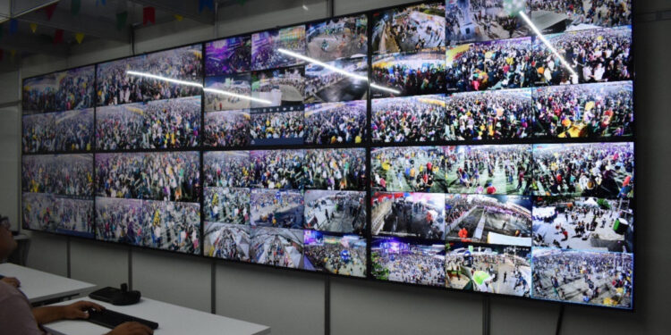 Dois homens são presos por reconhecimento facial no São João de Caruaru