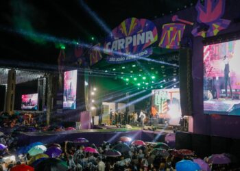 Governadora Raquel Lyra marca presença no São João de Carpina, na Mata Norte, em últimos dias do ciclo junino de 2025