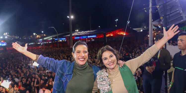 “Pernambuco inteiro está em festa, é a capital do Brasil neste São João”, afirmou a governadora Raquel Lyra