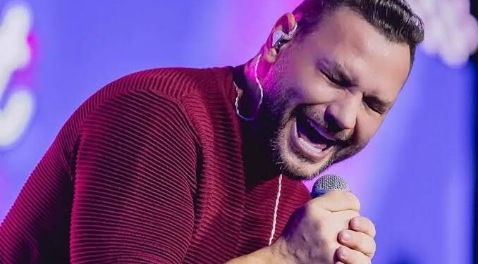 Cantor da banda de forró Desejo de Menina é preso após show na Paraíba