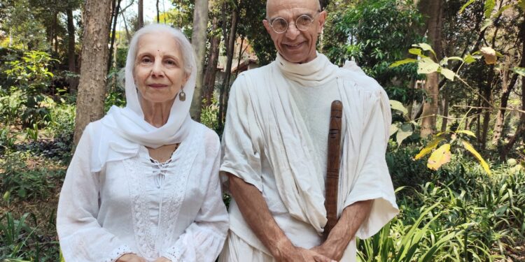 Gandhi, um líder humano em cartaz no teatro do Centro Cultural MHM