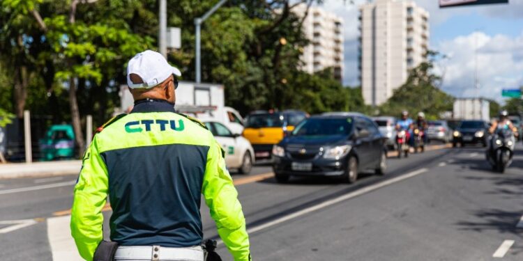 CTTU inicia série de intervenções na Avenida Doutor José Rufino
