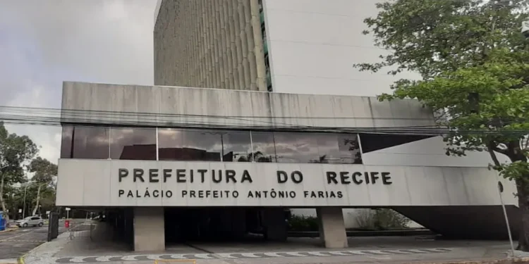 Nossa Senhora do Carmo: confira o abre e fecha no Recife