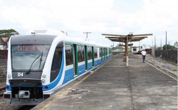 Homem é atropelado por trem no Cabo de Santo Agostinho, no Grande Recife