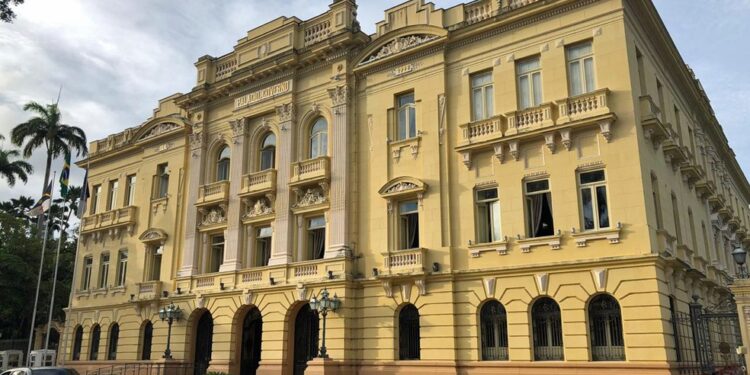 Governo de Pernambuco anuncia Concurso Público Unificado com 455 vagas