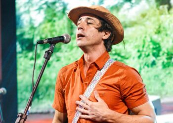 Romildo Melodias estreia o Recital Agreste em Olinda