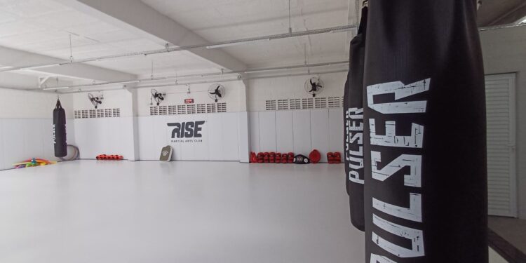 Aulão gratuito de artes marciais marca inauguração da nova unidade da Rise Club no Recife