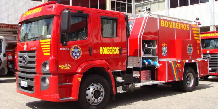 Túnel Felipe Camarão, na Zona Sul do Recife, passa por recuperação estrutural
