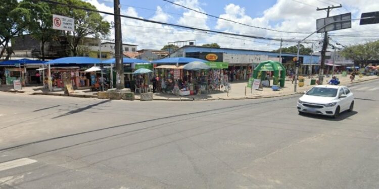 Obras em Olinda interditam trecho da Avenida Presidente Kennedy