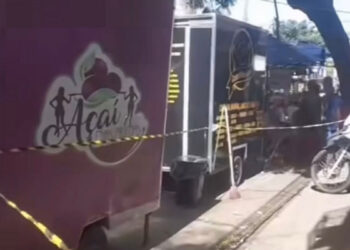 Centro do Recife : Homem em situação de rua morre eletrocutado ao encostar em trailer