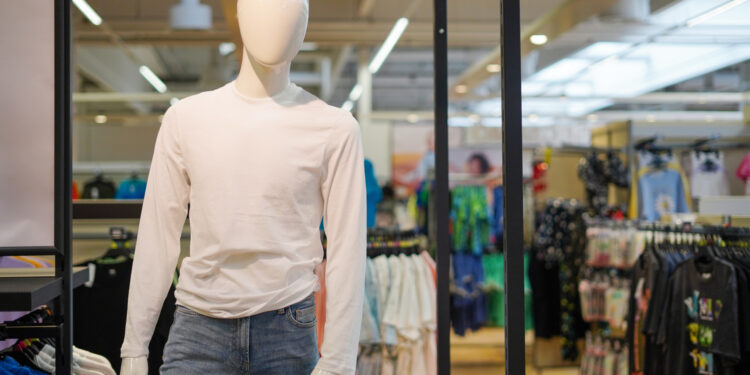 Centro do Recife aposta em promoções para o Dia dos Pais e atrai consumidores de última hora