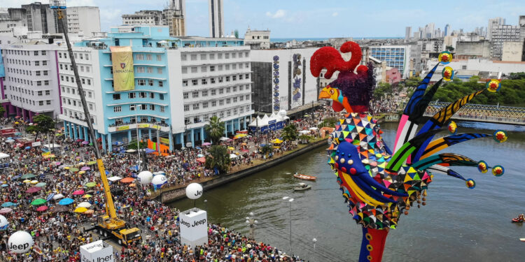 Galo da Madrugada anuncia tema do desfile de 2026