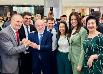 Mirella garante mais R$ 42 milhões para obras em encostas de Olinda