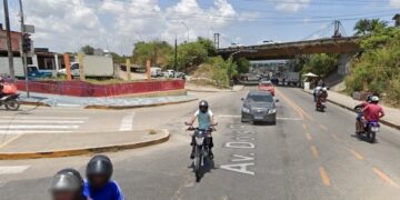 Obra de drenagem interdita parcialmente a Avenida Dois Rios