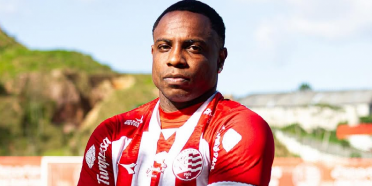 Náutico denuncia caso de racismo sofrido por atacante Igor Bolt