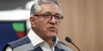 Governo vai comprar 150 mil antídotos contra intoxicação por metanol