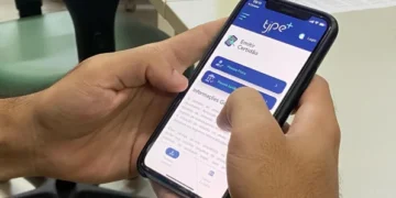 Mulheres vítimas de violência podem solicitar medida protetiva sem sair de casa