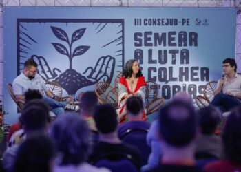 Livro “A Luta é Justa” celebra 35 anos do SINDJUD-PE com memória e história da categoria