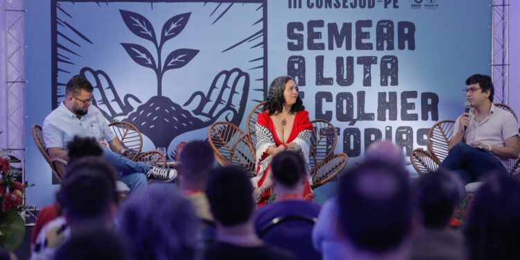 Livro “A Luta é Justa” celebra 35 anos do SINDJUD-PE com memória e história da categoria