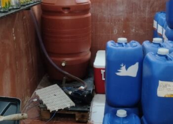 Policia interdita fábrica clandestina de bebidas em Recife