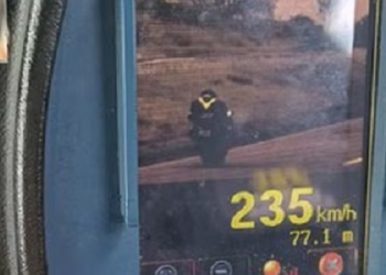 PRF flagra motociclista a 235 km/h na BR-232 no município de Sairé