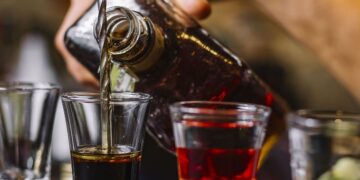 Dois novos casos supeitos de intoxicação por metanol em Pernambuco