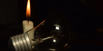 Apagão durante a madrugada é registrado em ao menos 16 estados e no DF