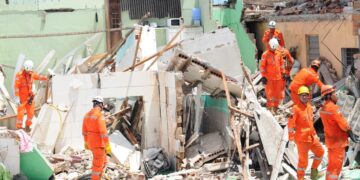 Prefeitura de Olinda faz nova vistoria em área de explosão que matou 2 e feriu 10