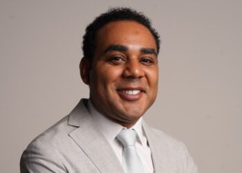 Fundador do G10 Favelas Gilson Rodrigues fala do lançamento do seu livro “O Filho da Mudança” na Hits Fm