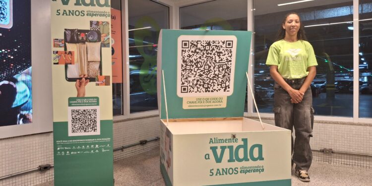Ponto de doações no RioMar Recife arrecada alimentos para campanha Alimente a Vida